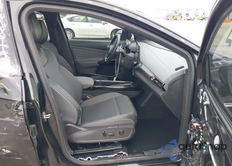 2023 Volkswagen Id.4 Pro S/Pro S Plus z USA, uszkodzony, nr VIN 1V2FMPE88PC012376